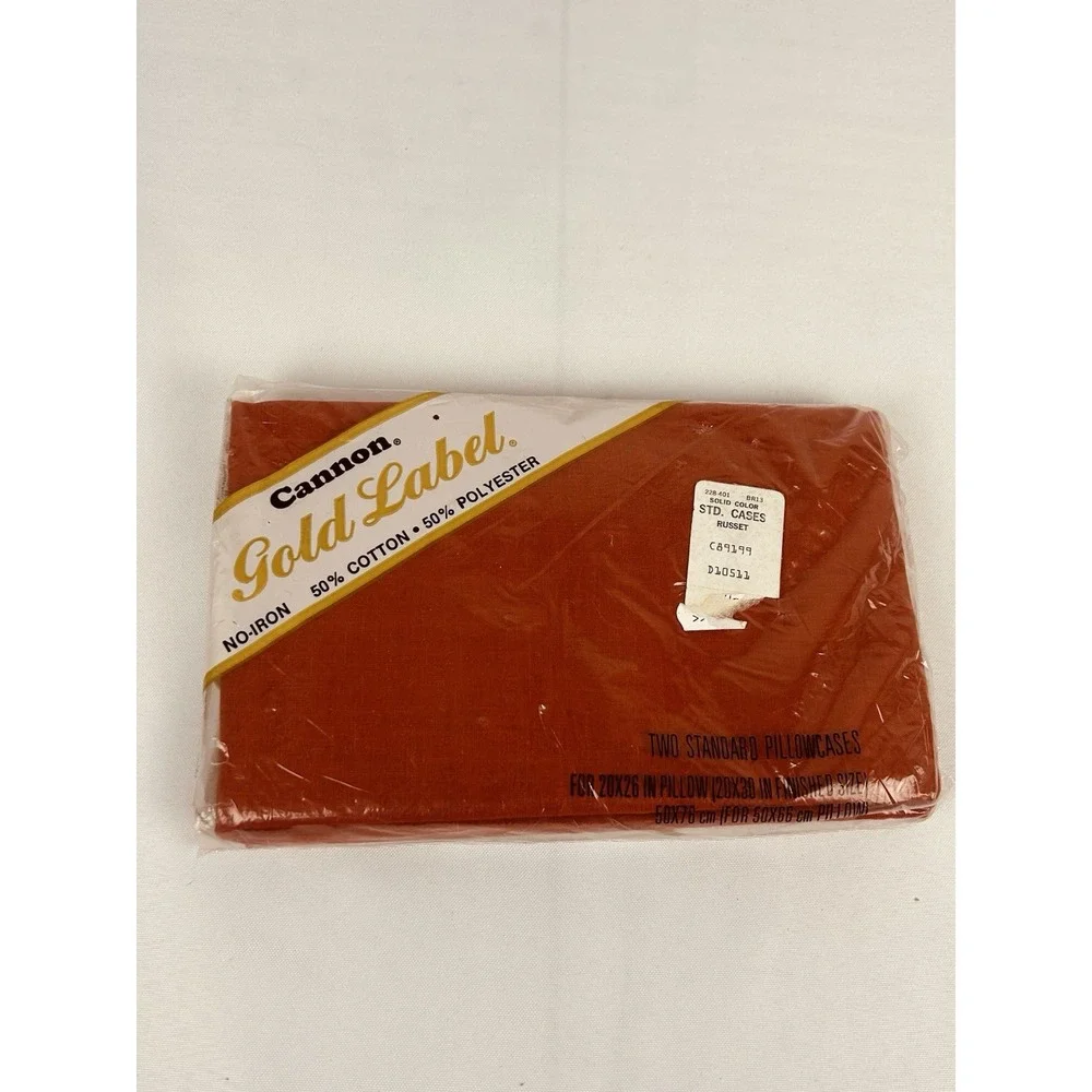 Cannon Gold Label No Iron 50/50 Cotton/Poly Two Standard Pillowcases Russet Red
